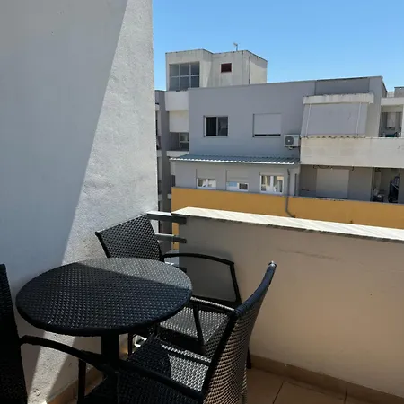 Apartment 2 Min Away From